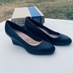 Clarks Women's Olivette Pearl Black Leather Dress Shoes 11M Utility Chic